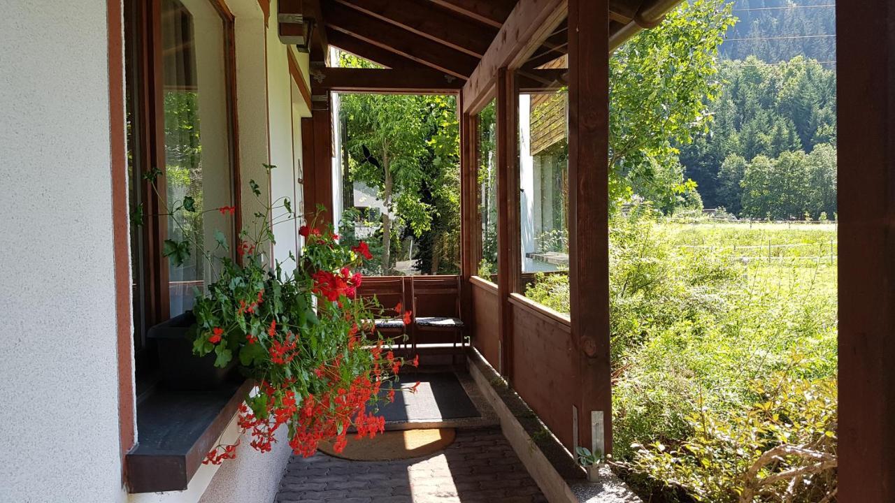 Appartements Burtscher Klosterle am Arlberg ภายนอก รูปภาพ