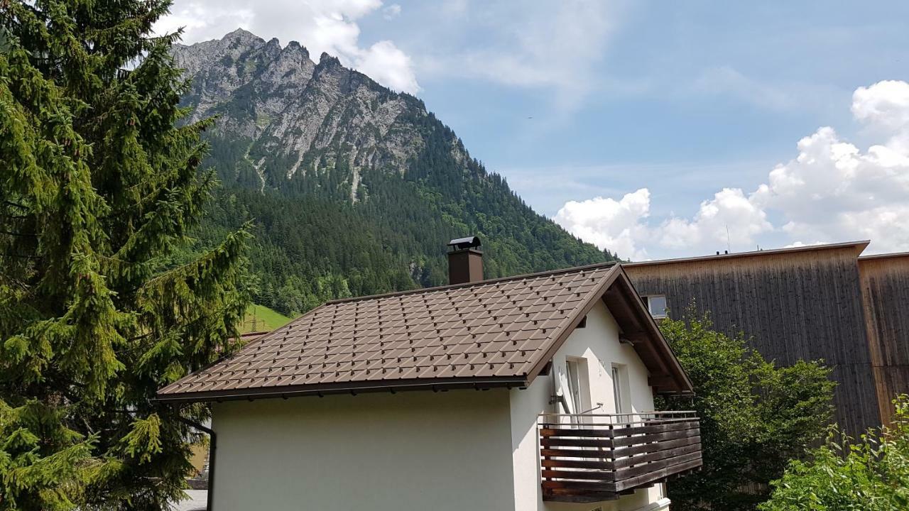Appartements Burtscher Klosterle am Arlberg ภายนอก รูปภาพ