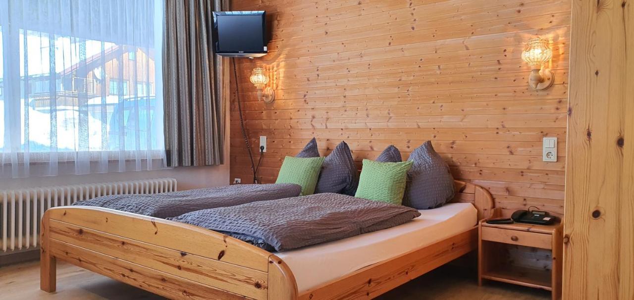 Appartements Burtscher Klosterle am Arlberg ภายนอก รูปภาพ